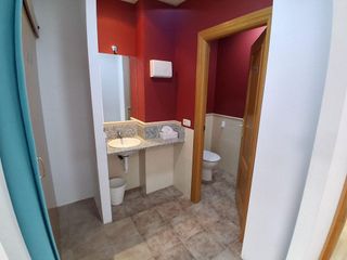 Local comercial en venta en Santa Cruz - Industria - Polígono Campollano en Albacete