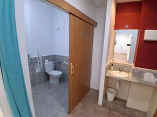 Local comercial en venta en Santa Cruz - Industria - Polígono Campollano en Albacete