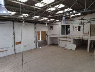 Nave industrial en venta en Madrigal en Villarreal