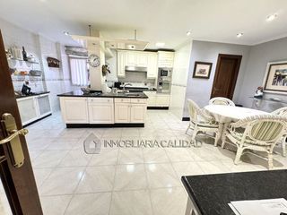 Piso en venta en Plaza España - Villa Pilar - Reyes Católicos - Vadillos en Burgos