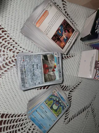 Lote de 350 cartas infrecuentes Pokemon