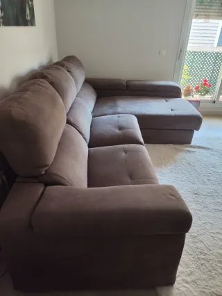 Se vende sofá cheslong