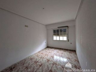 Piso en venta en Linares