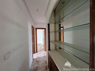 Piso en venta en Linares