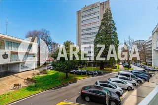 Piso en venta en Miracruz - Bidebieta en San Sebastián-Donostia
