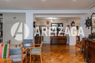 Piso en venta en Miracruz - Bidebieta en San Sebastián-Donostia