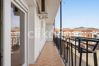 Piso en venta en San Isidro - Los Almendros en Alcalá de Henares