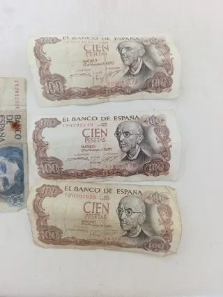 Lote 4 Billetes 100 y 500 Pesetas 1970 y 1979