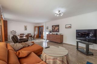 Chalet en venta en Crta. De la Sierra en Granada