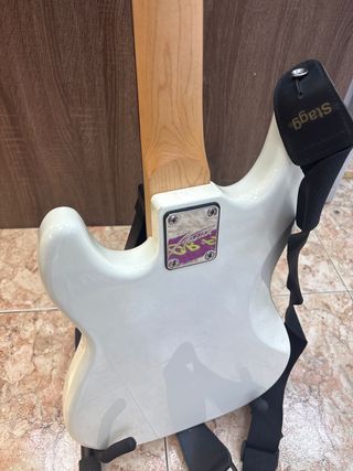 Bajo Electrico Austin