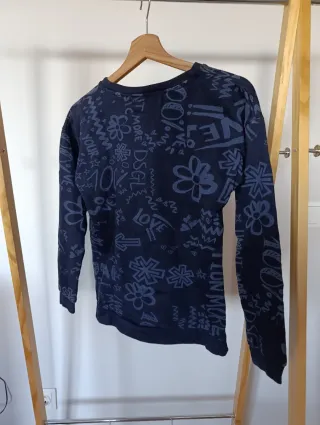 Sudadera Desigual flor lentejuelas