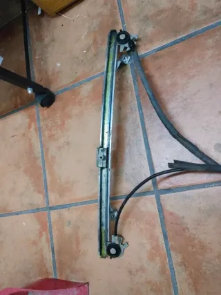 Elevalunas Eléctrico Citroën Saxo Izquierdo