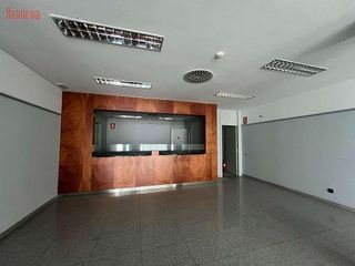 Local comercial en venta en Piñeiros- Freixeiro en Narón