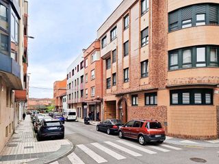 Garaje en venta en El Llano en Gijón