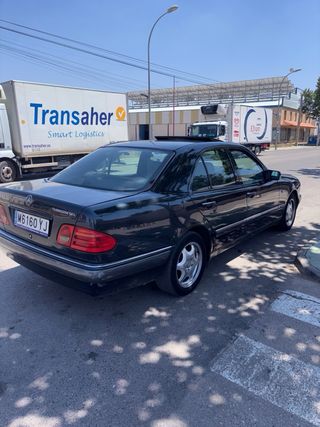 Mercedes-Benz Clase E 1999