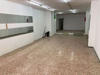 Local comercial en alquiler en Centre - Eixample – Can Llobet – Can Serra en Barbera del Vallès