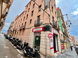Local comercial en alquiler en Eixample en Tarragona