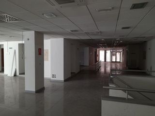 Local comercial en alquiler en Olot