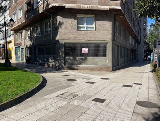 Local comercial en alquiler en Buenavista - El Cristo en Oviedo