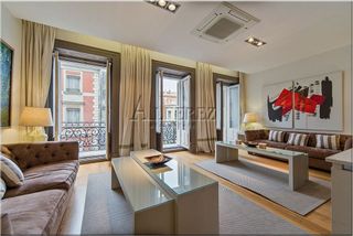 Piso en alquiler en Recoletos en Madrid