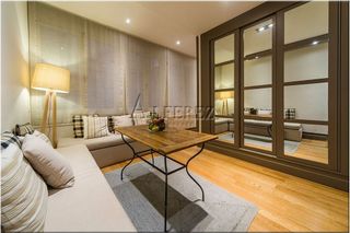 Piso en alquiler en Recoletos en Madrid