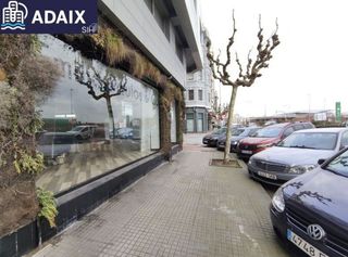 Local comercial en alquiler en Cuatro Caminos - Plaza de la Cubela en Coruña (A)