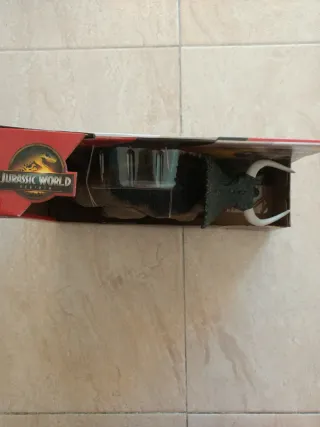 Jurassic World Nasutoceratops Figura