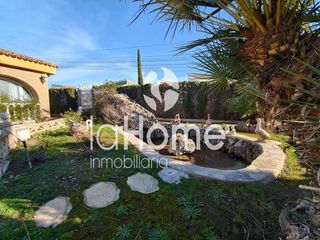 Chalet en venta en Urbanizaciones en Llíria
