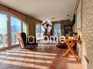 Chalet en venta en Urbanizaciones en Llíria