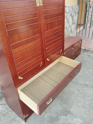 Armario de madera, Morata de Tajuña o Fuenlabrada