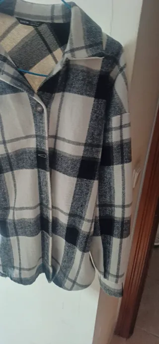 Camisa unisex cuadros negra blanca moderna