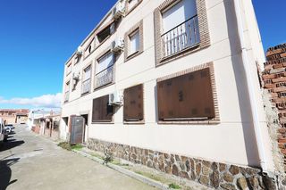 Edificio en venta en Puebla de Montalbán (La)