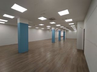 Local comercial en alquiler en Barrio Alto - San Félix - Oliveros - Altamira en Almería