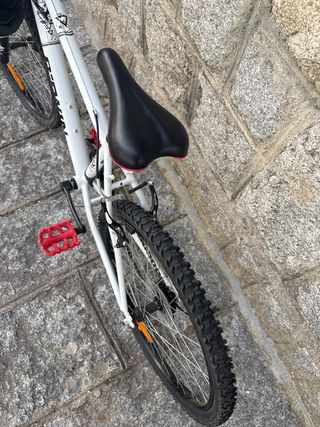 Bicicleta BTWIN Rockrider 300 en estado como nuev