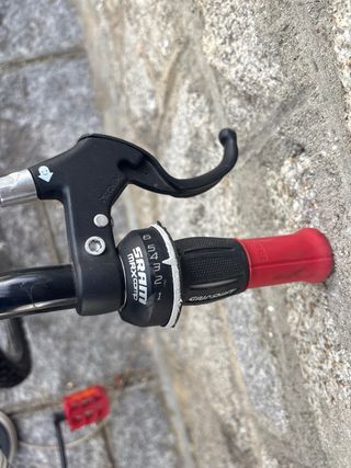 Bicicleta BTWIN Rockrider 300 en estado como nuev