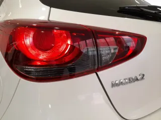Mazda 2 2022