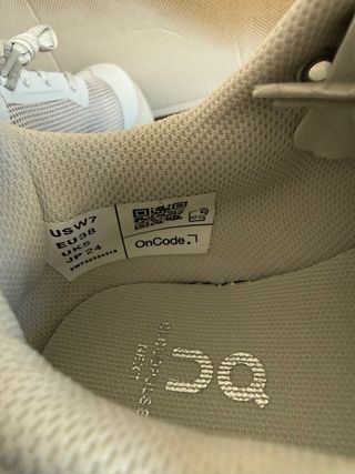 On Cloudpulse Next Beige/Gris