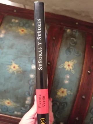 Señoras y señores (Spanish Edition)