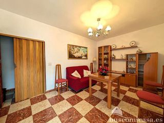 Piso en venta en Linares