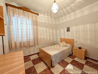 Piso en venta en Linares