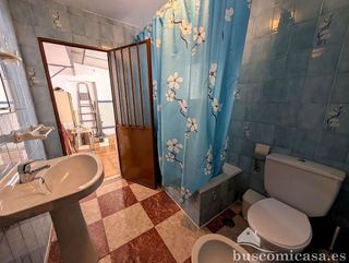 Piso en venta en Linares