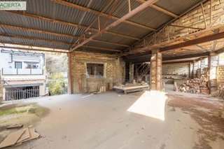 Edificio en venta en Barrio de la Vega en Monachil