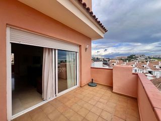 Piso en venta en Calahonda en Mijas