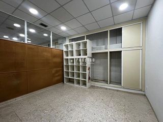 Local comercial en venta en Rosa Luxemburgo en San Sebastián de los Reyes