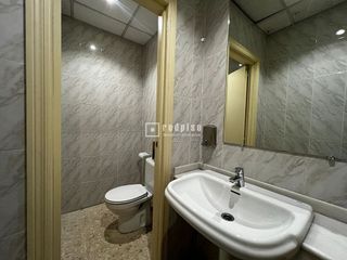 Local comercial en venta en Rosa Luxemburgo en San Sebastián de los Reyes