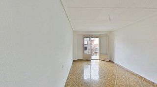 Piso en venta en Carrús Est - Camí dels Magros en Elche
