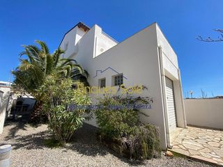 Casa adosada en venta en Salatar en Roses