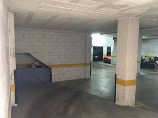 Garaje en venta en Eixample Sud – Migdia en Girona