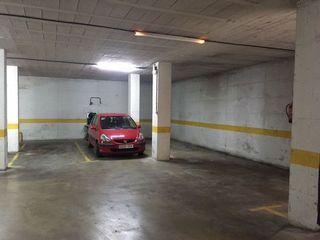 Garaje en venta en Eixample Sud – Migdia en Girona