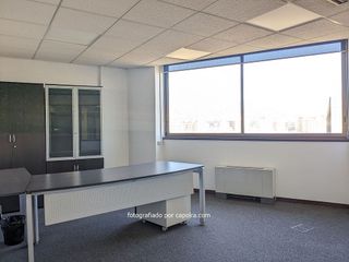 Oficina en alquiler en Sant Just Desvern